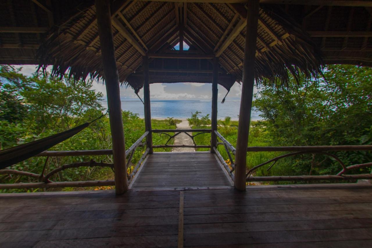 Hidden Bay Resort Mentawais Masokut 外观 照片