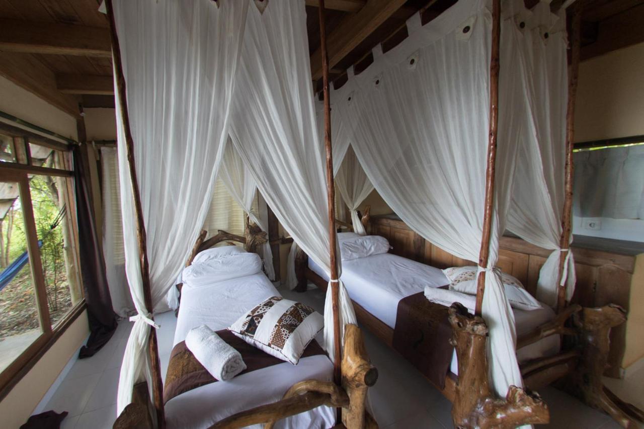 Hidden Bay Resort Mentawais Masokut 外观 照片